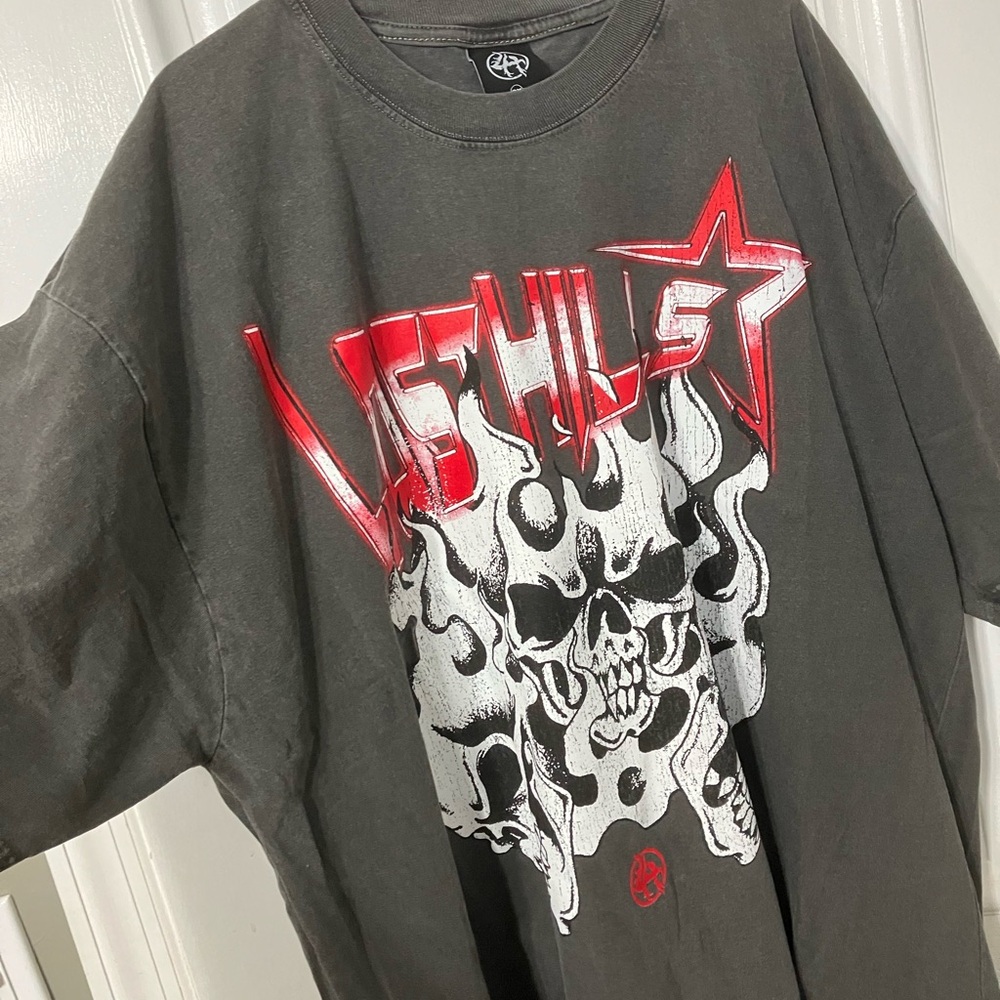 Edgy Lost Hills Graphic T-Shirt with Skull Design